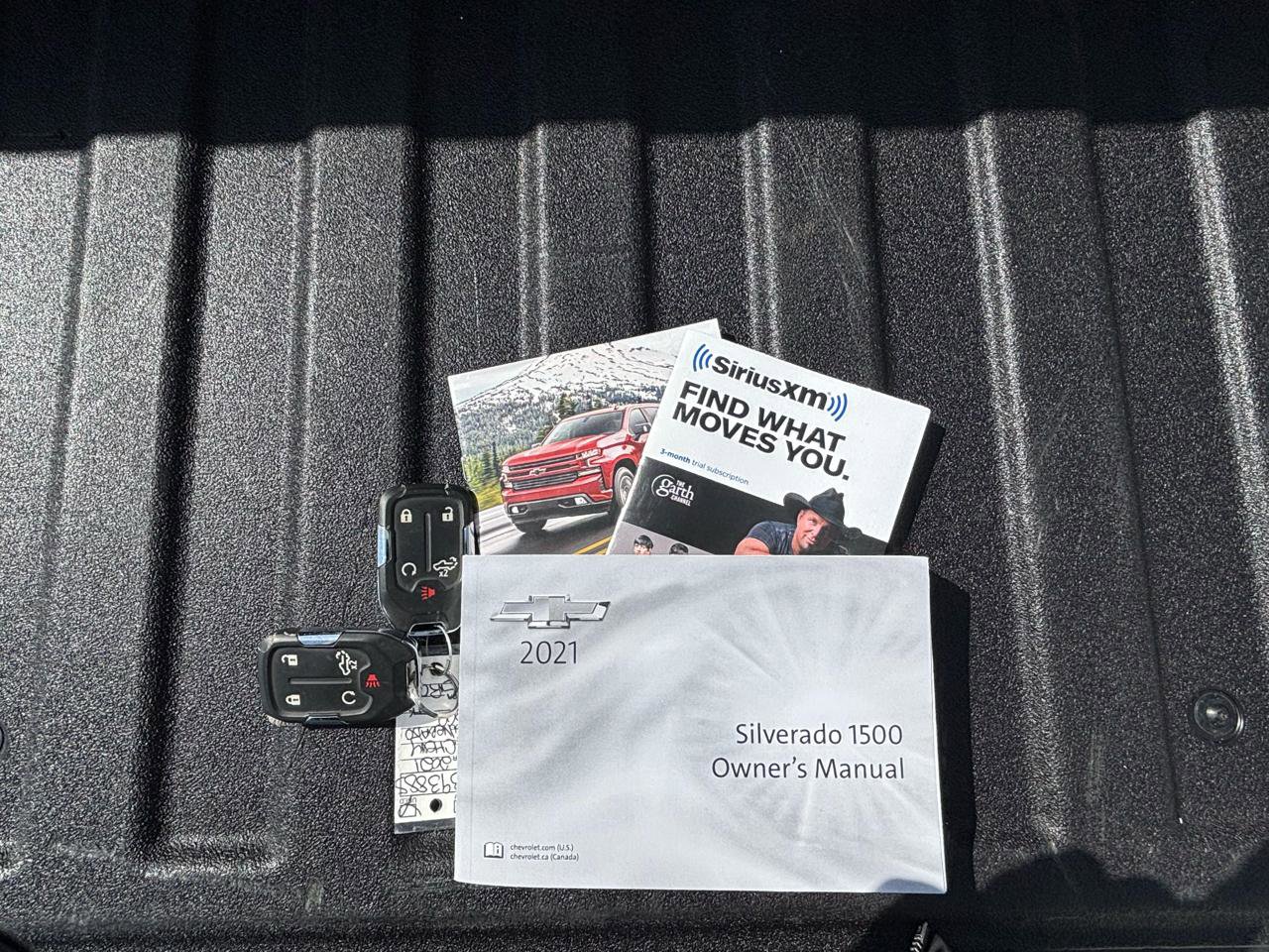 Used 2021 Chevrolet Silverado 1500 LT Trail Boss w/ Bed Protection Package image 37