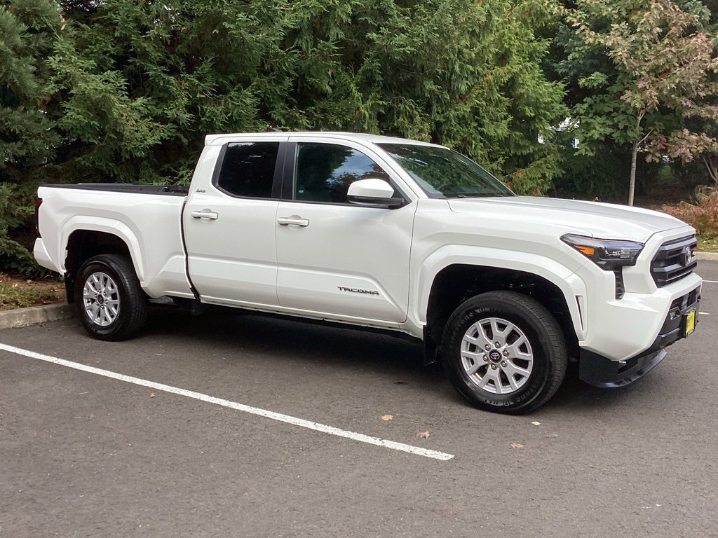 Certified 2024 Toyota Tacoma SR5 image 8