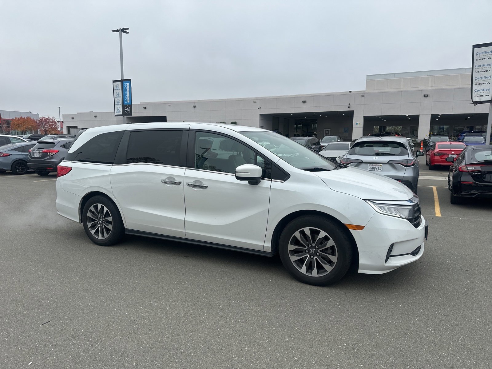 Used 2022 Honda Odyssey EX-L image 2