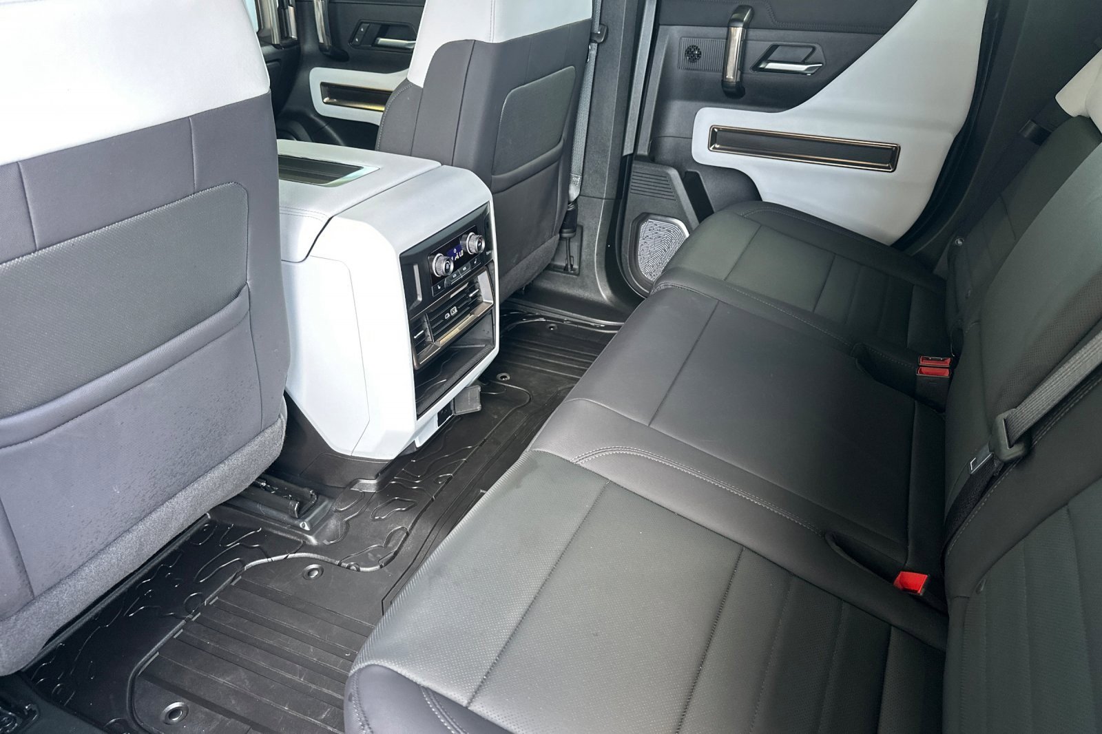 Used 2025 GMC Hummer EV 3X AWD/4WD image 11