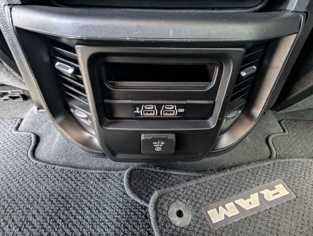 Used 2019 RAM 1500 Laramie AWD/4WD image 26