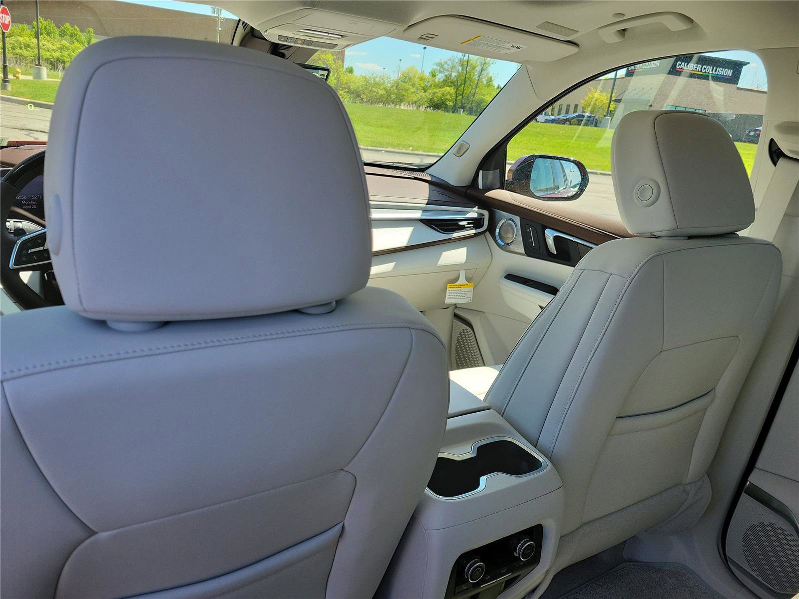 New 2026 Buick Enclave Avenir w/ Super Cruise Package image 16