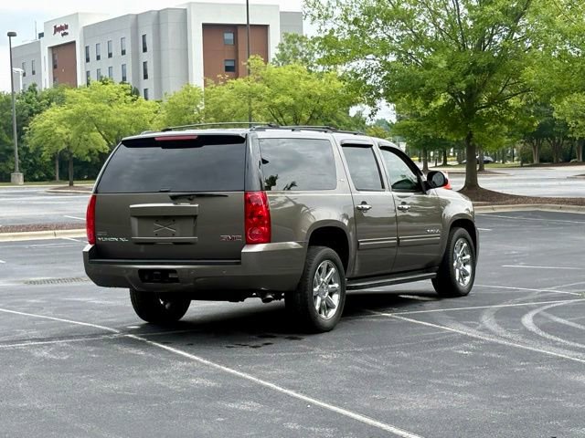 Used 2011 GMC Yukon XL SLT RWD image 7