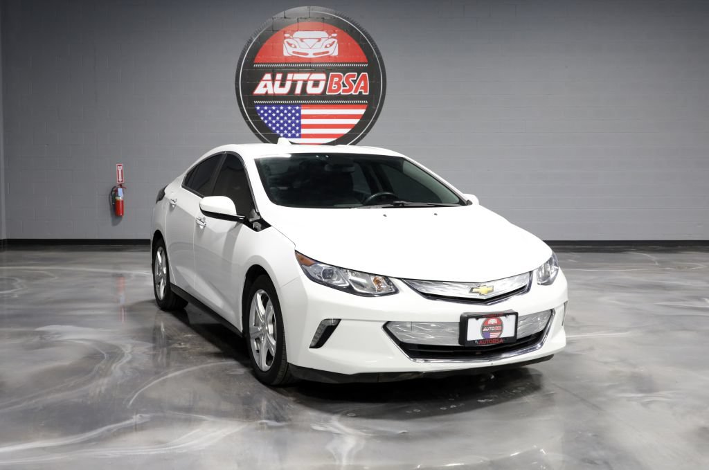 Used 2018 Chevrolet Volt LT w/ Comfort Package FWD image 1