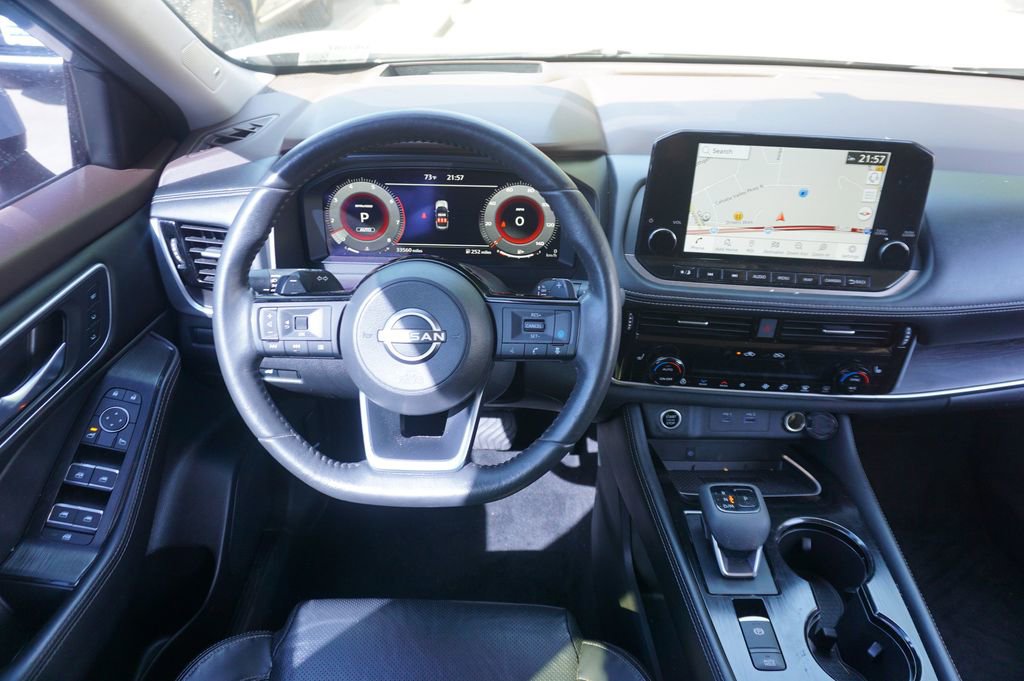 Used 2023 Nissan Rogue Platinum w/ Platinum Premium Package image 6