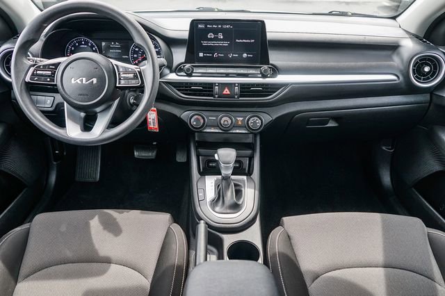 Used 2023 Kia Forte LXS image 13