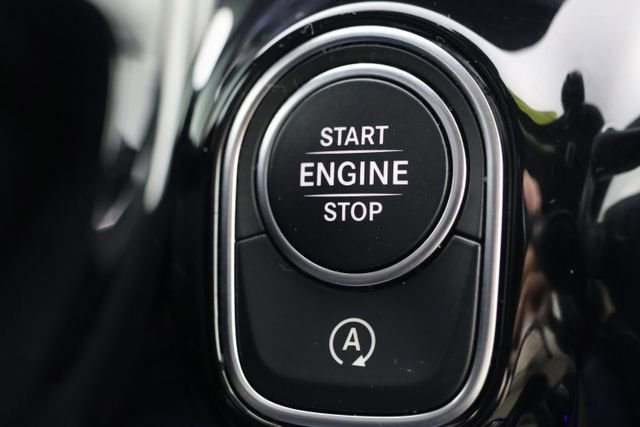 Used 2024 Mercedes-Benz GLA 250 4MATIC w/ Winter Heating Package image 16