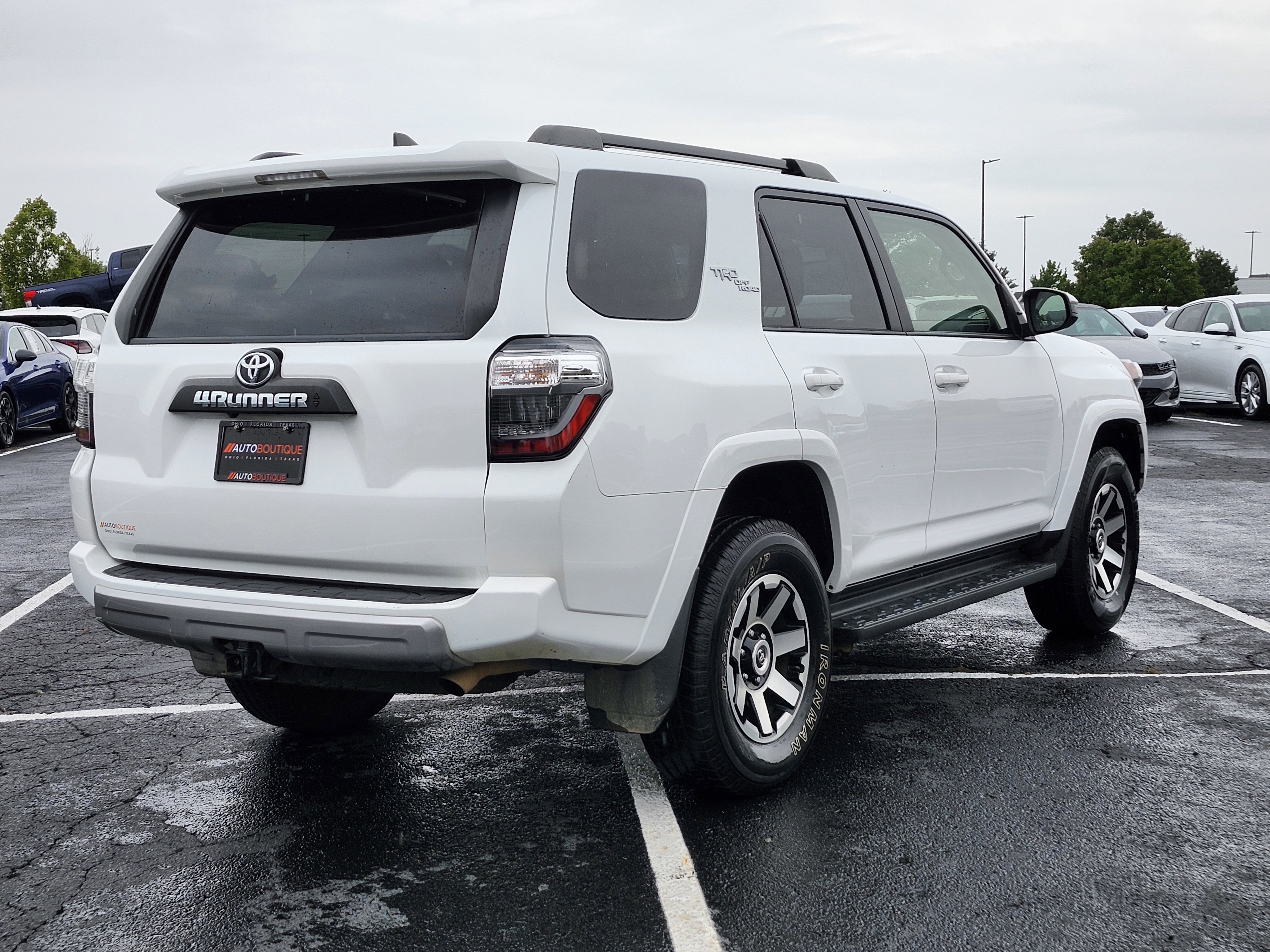 Used 2022 Toyota 4Runner TRD Off-Road image 11