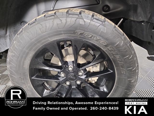 Used 2021 Jeep Wrangler Unlimited Sahara image 12