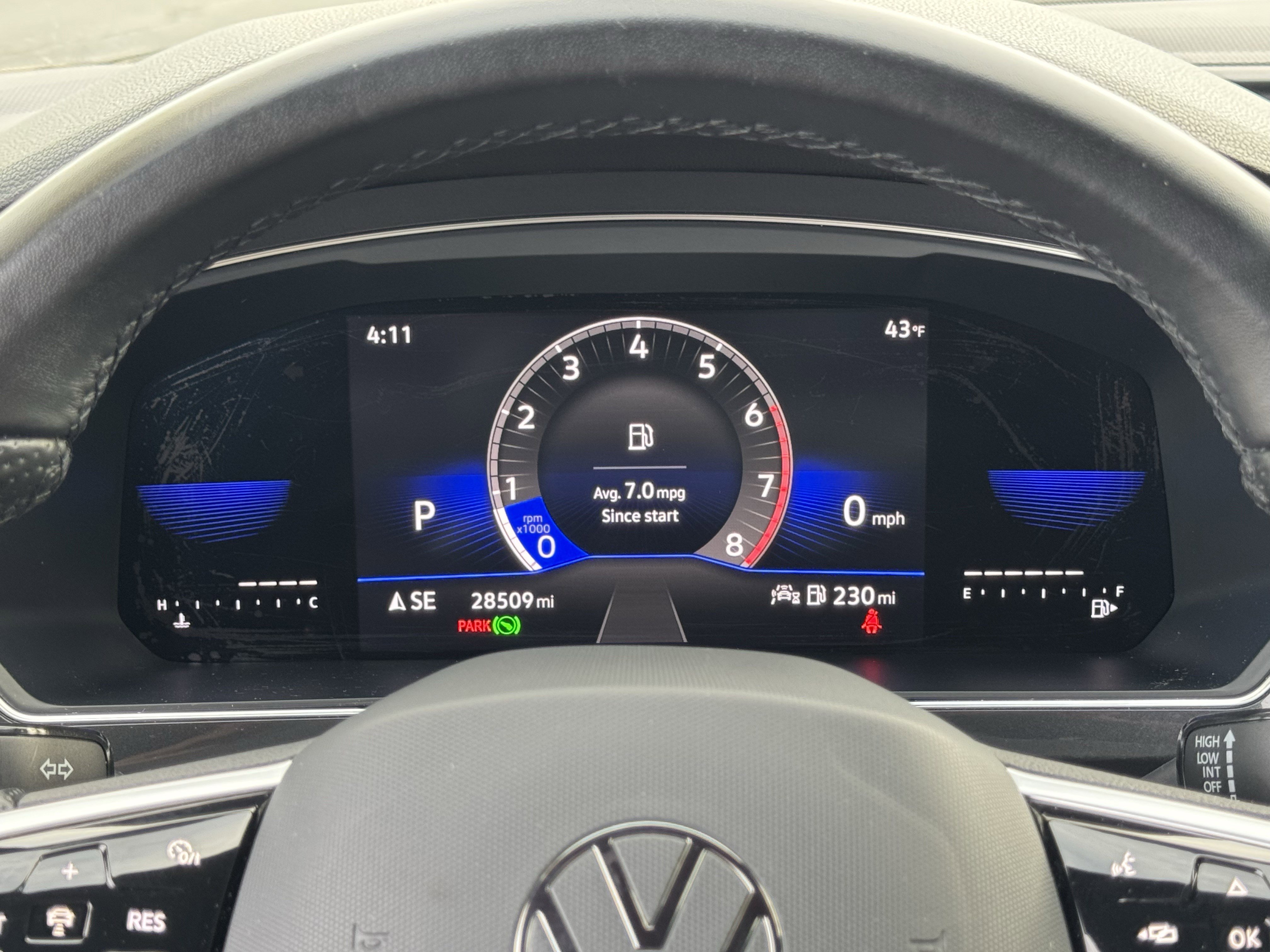 Certified 2023 Volkswagen Tiguan SE R-Line image 23