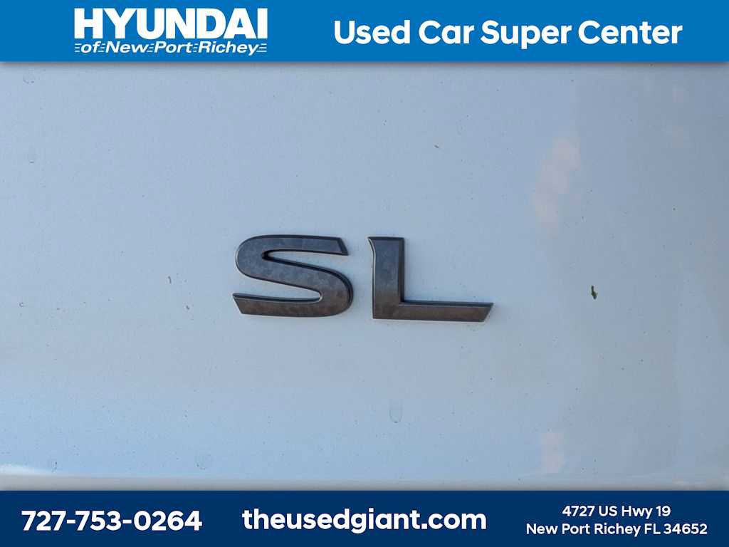Used 2025 Nissan Rogue SL image 14