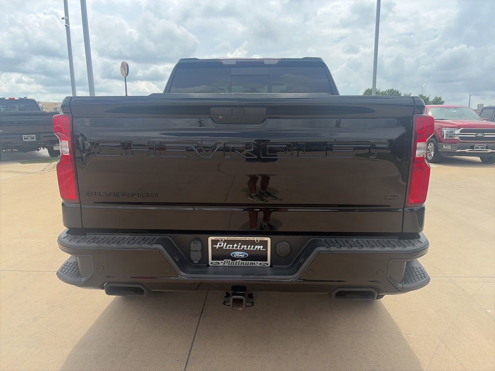 Used 2022 Chevrolet Silverado 1500 LT Trail Boss w/ LT Trail Boss Premium Package AWD/4WD image 4