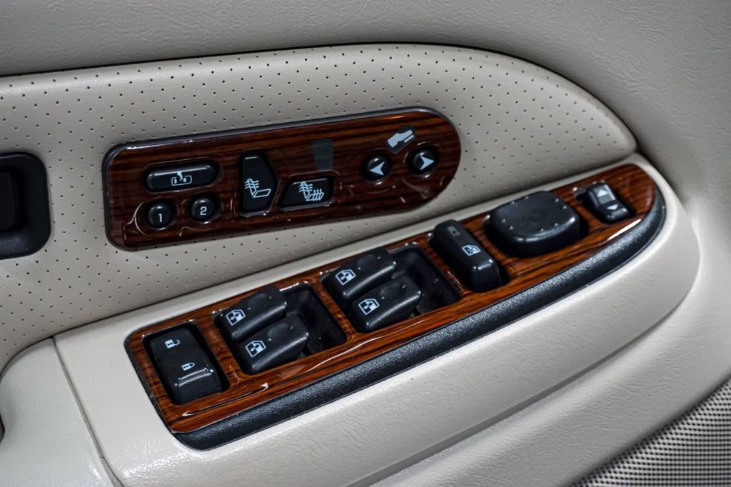 Used 2004 Cadillac Escalade EXT AWD/4WD image 48