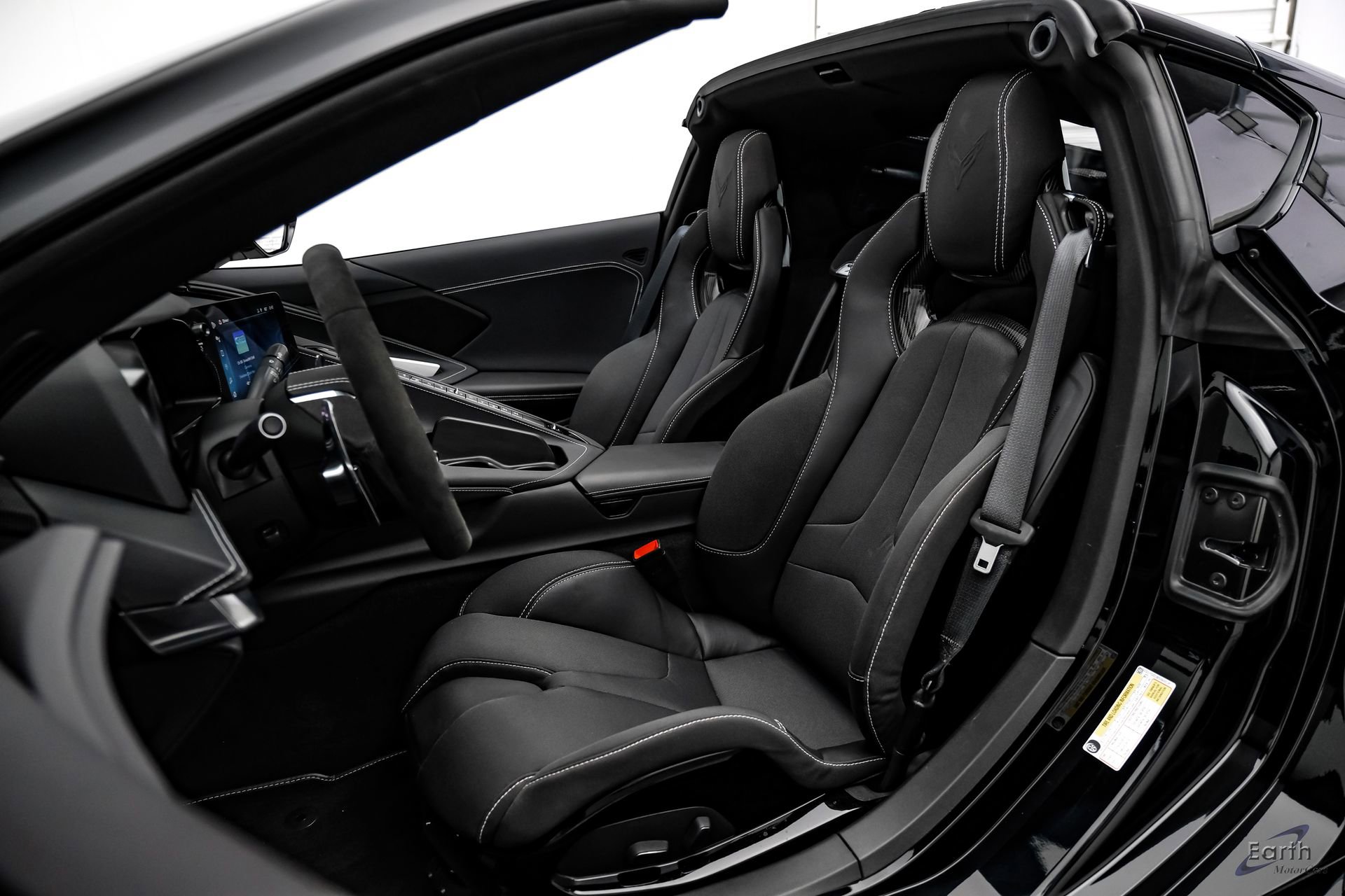 Used 2025 Chevrolet Corvette Z06 RWD image 46