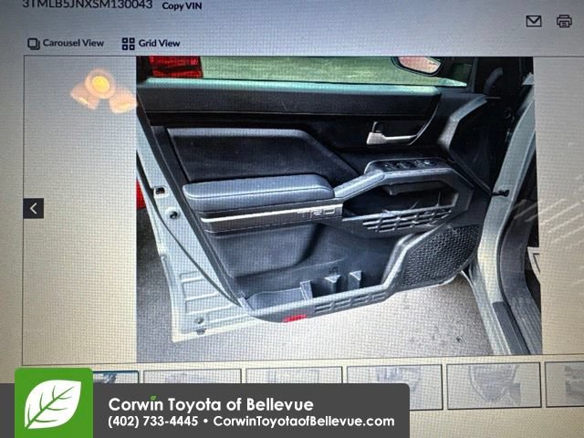 Used 2025 Toyota Tacoma TRD Off-Road AWD/4WD image 17