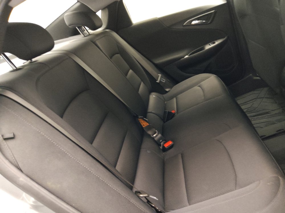 Used 2025 Chevrolet Malibu LS FWD image 19
