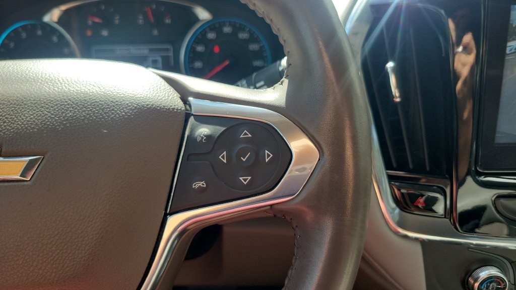 Used 2019 Chevrolet Traverse LT FWD image 21