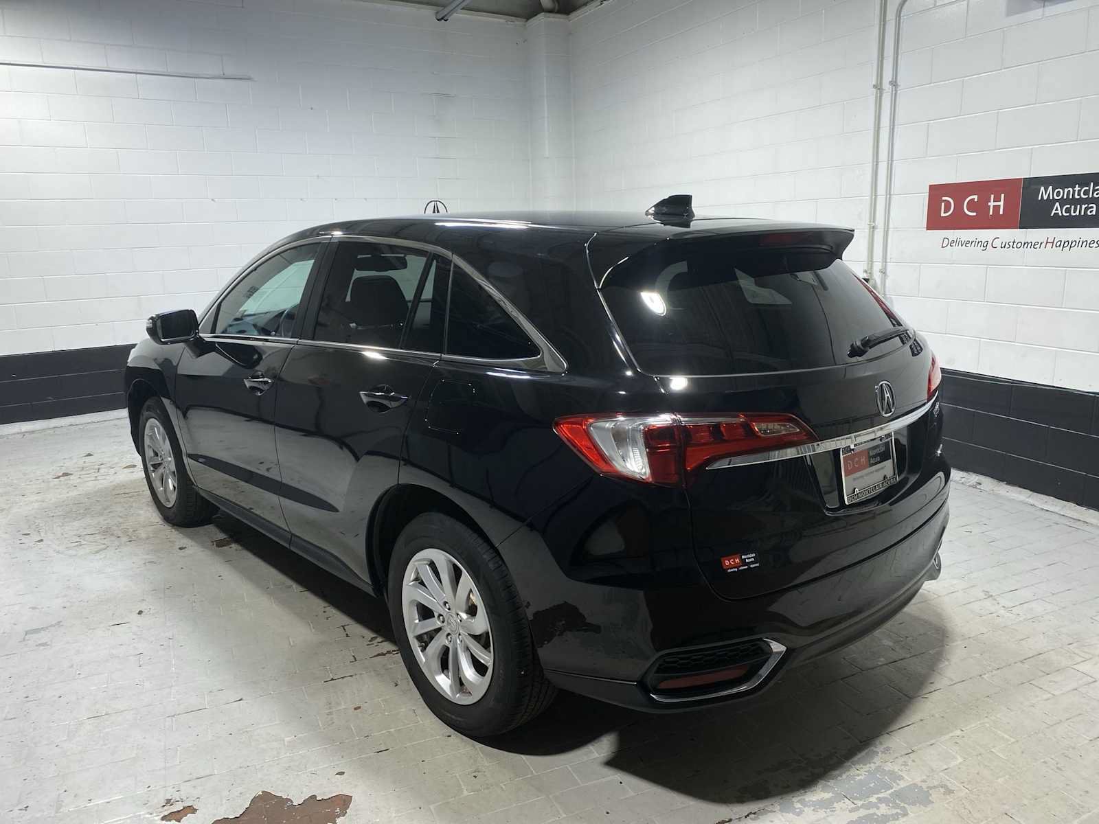 Used 2018 Acura RDX AWD w/ Technology Package image 4