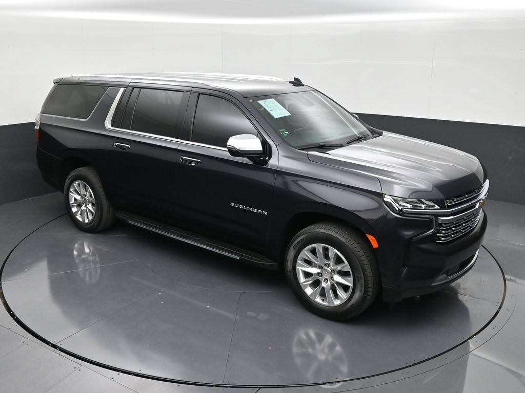 Used 2024 Chevrolet Suburban Premier AWD/4WD image 18