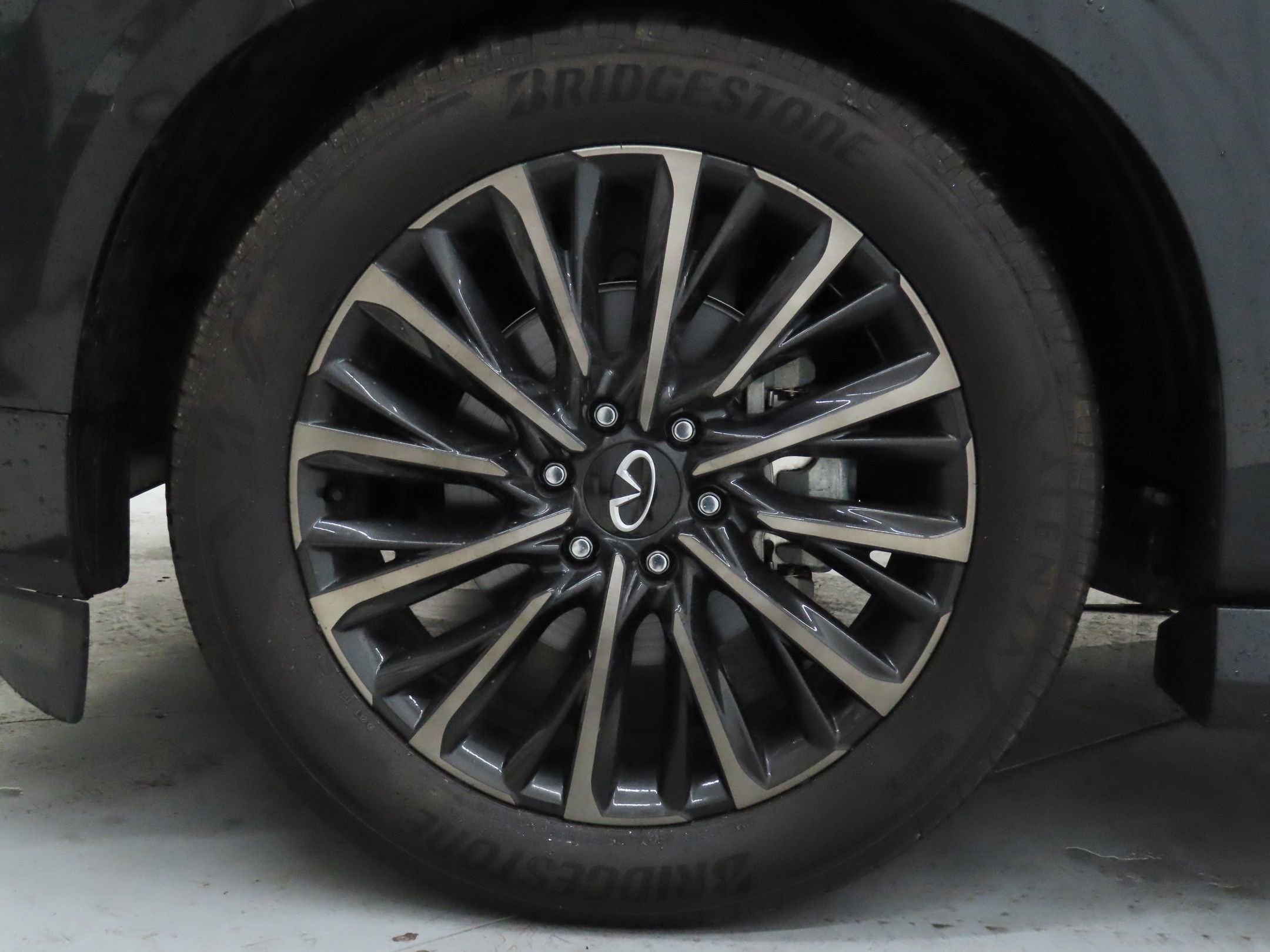 Used 2025 INFINITI QX80 Autograph image 28