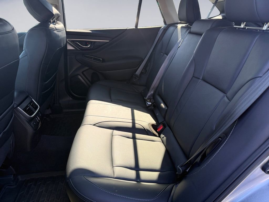 Used 2025 Subaru Outback Touring w/ Tech Package 3 image 16