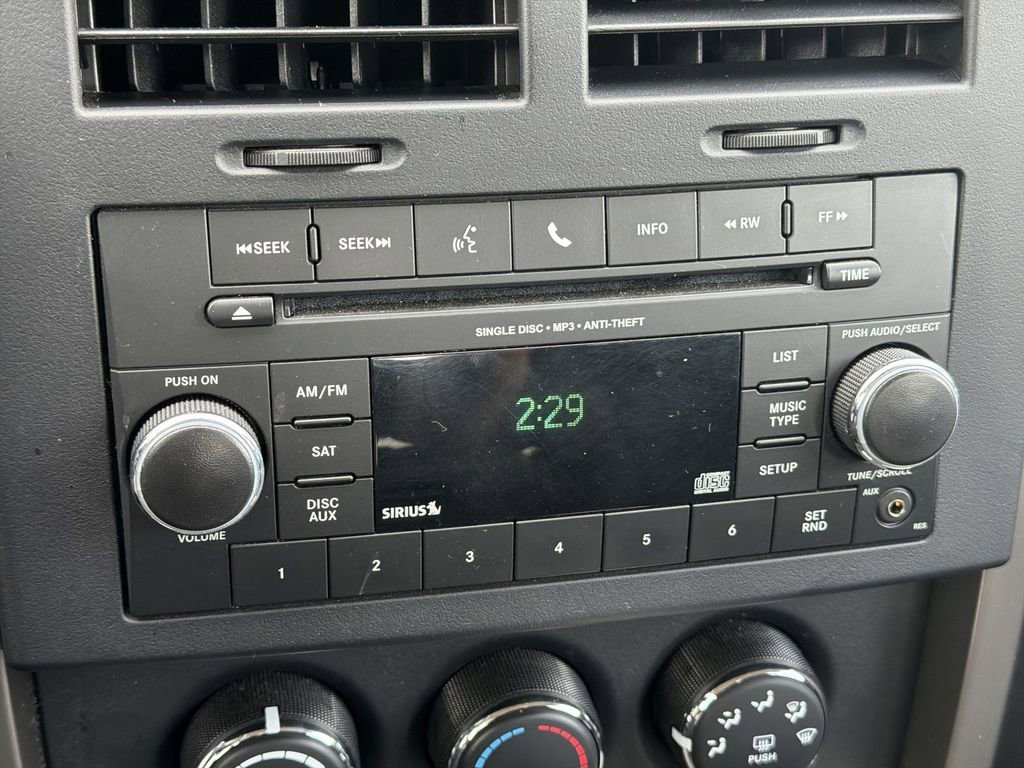 Used 2012 Jeep Liberty Sport w/ Driver Convenience Group RWD image 13