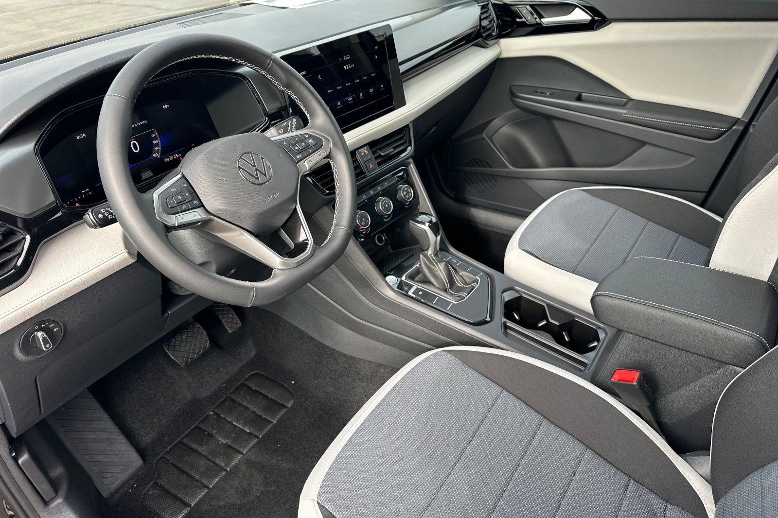 New 2026 Volkswagen Taos S FWD image 10