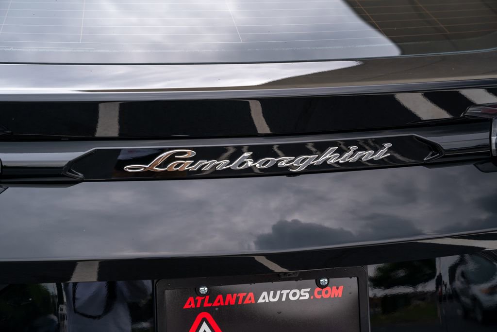 Used 2020 Lamborghini Urus AWD/4WD image 19