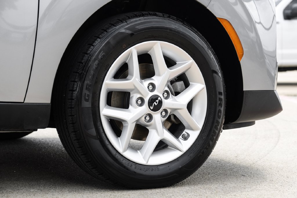 Used 2022 Kia Soul LX w/ Technology Package FWD image 55