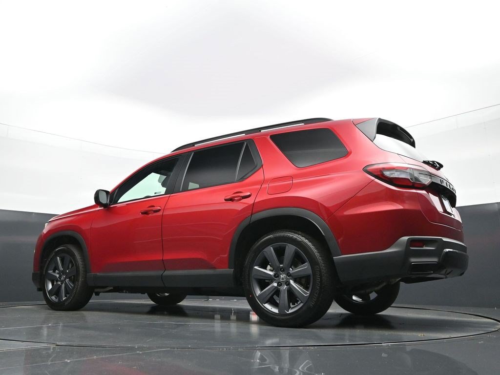 Used 2026 Honda Pilot Sport image 26