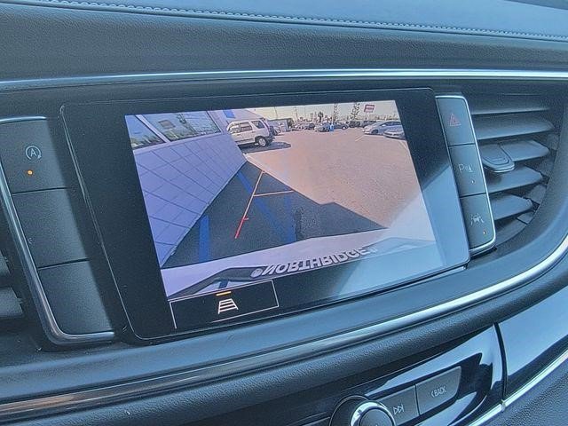 Certified 2023 Buick Enclave Essence image 27