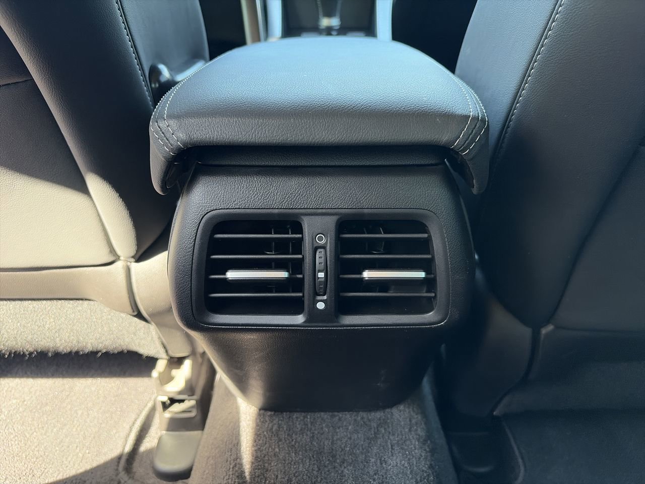 Used 2012 Acura TSX Sedan FWD image 28