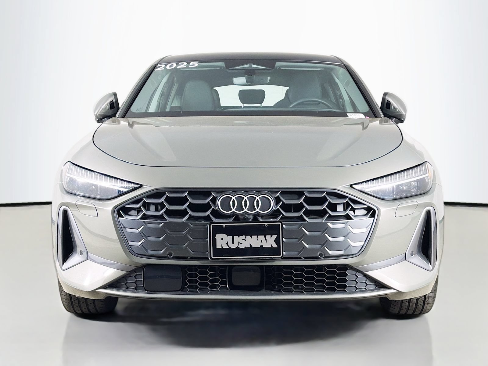 Used 2025 Audi A5 2.0T Premium Plus w/ Premium Plus AWD/4WD image 2