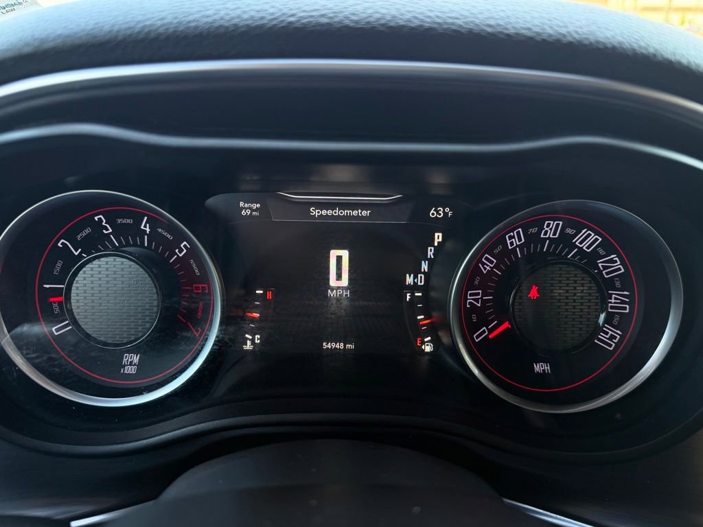 Used 2018 Dodge Challenger R/T image 15