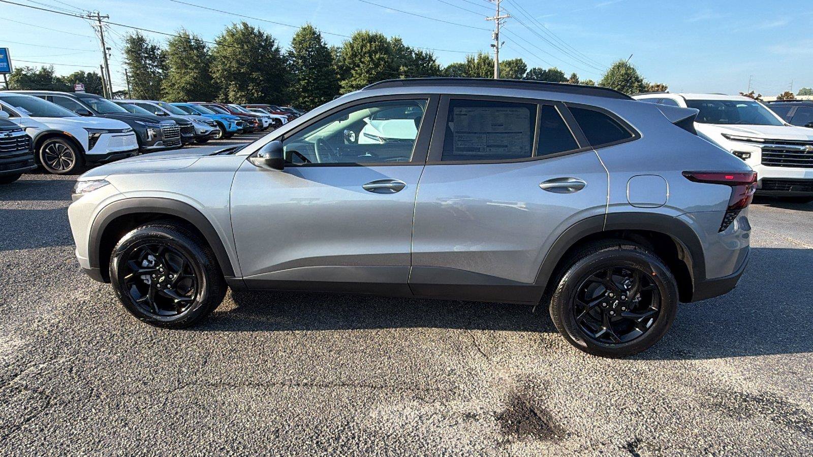 New 2026 Chevrolet Trax LT w/ Driver Confidence Package FWD image 10