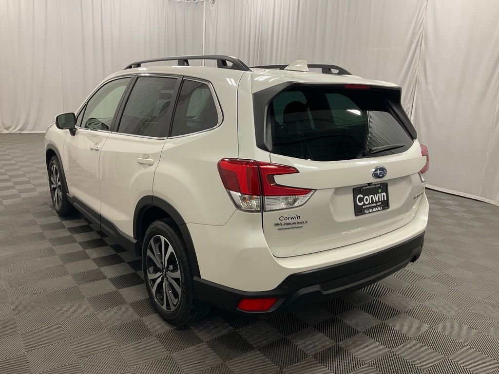 Used 2023 Subaru Forester Limited AWD/4WD image 2