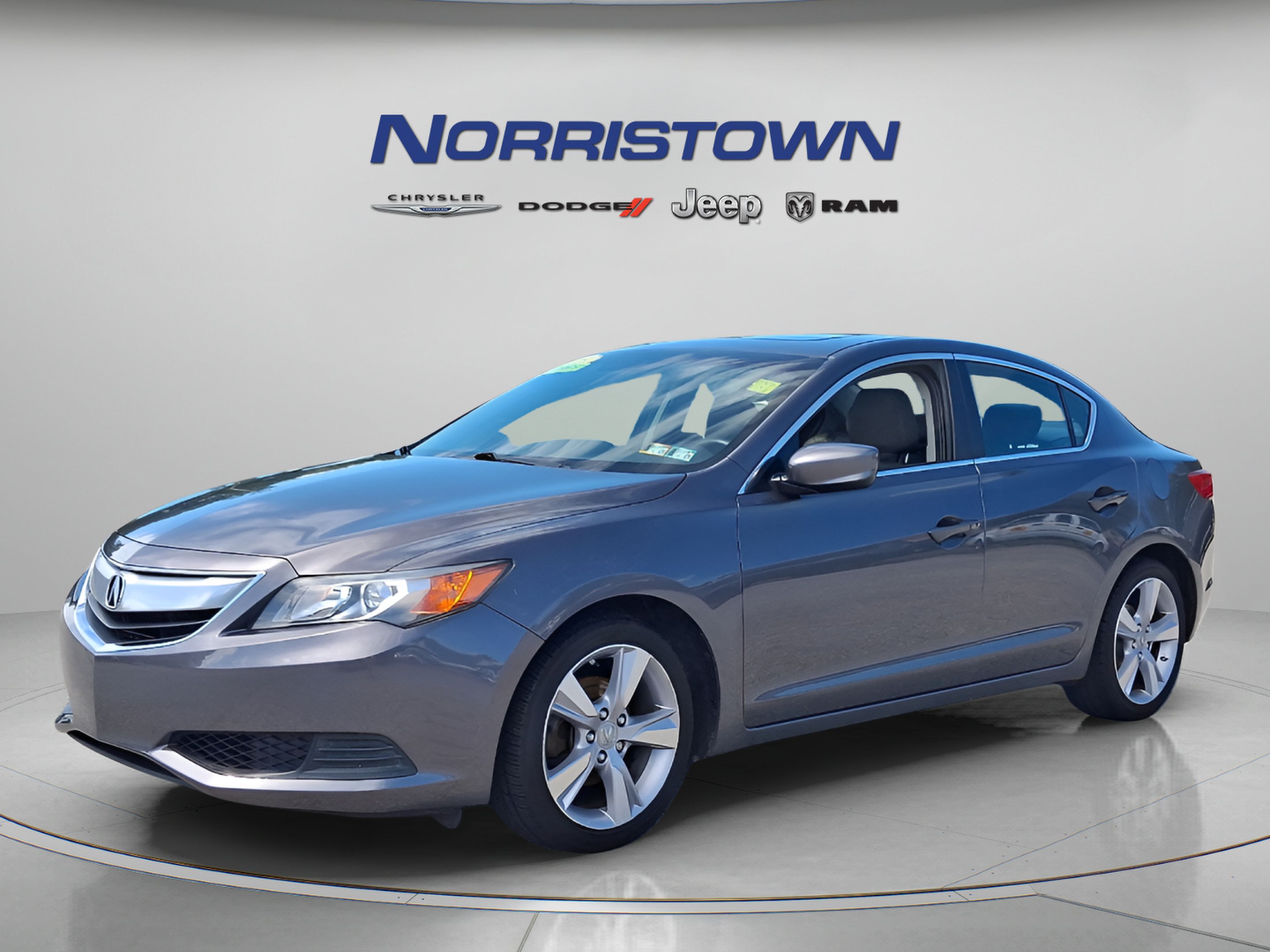 Used 2015 Acura ILX FWD image 3
