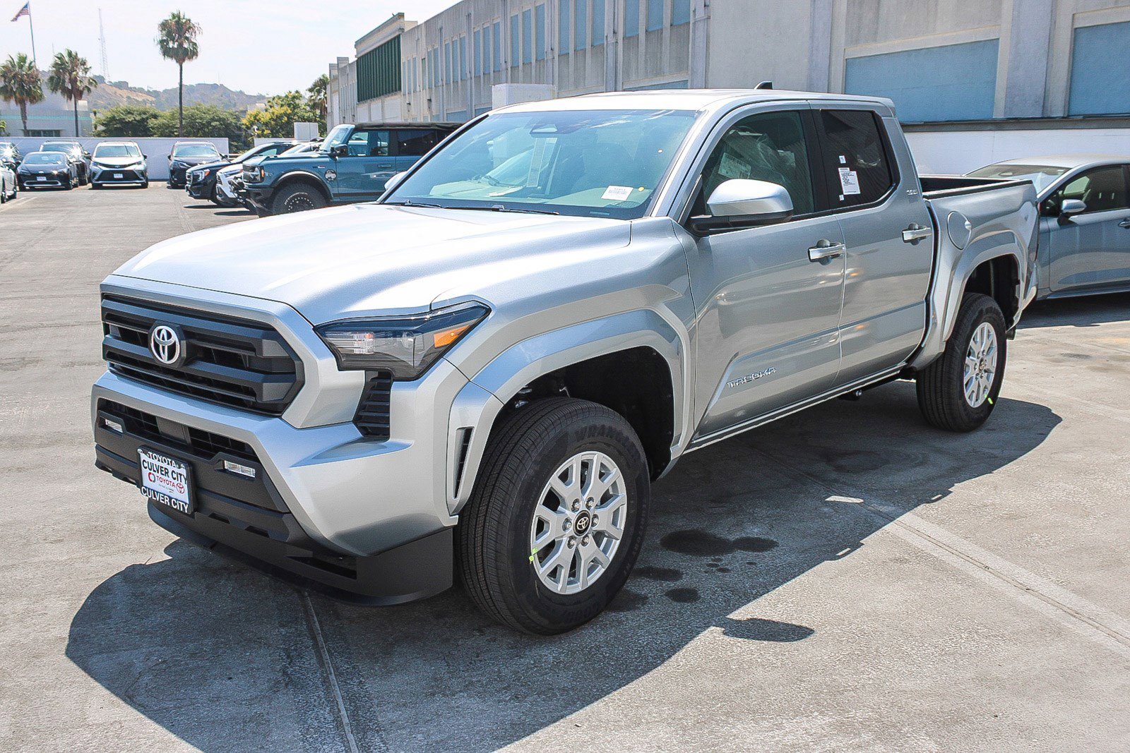 New 2025 Toyota Tacoma SR5 image 3