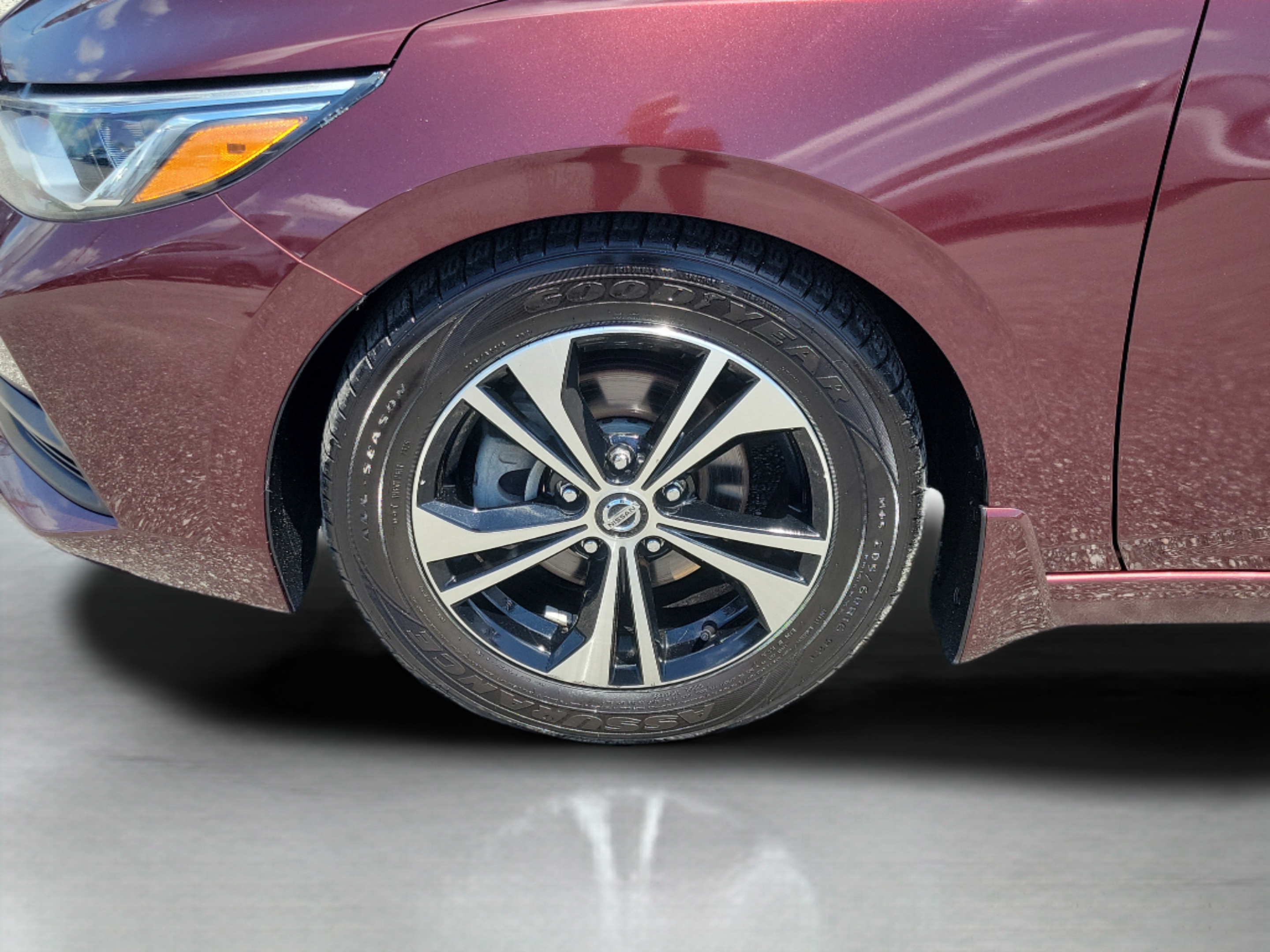Used 2020 Nissan Sentra SV w/ Electronics Package FWD image 32