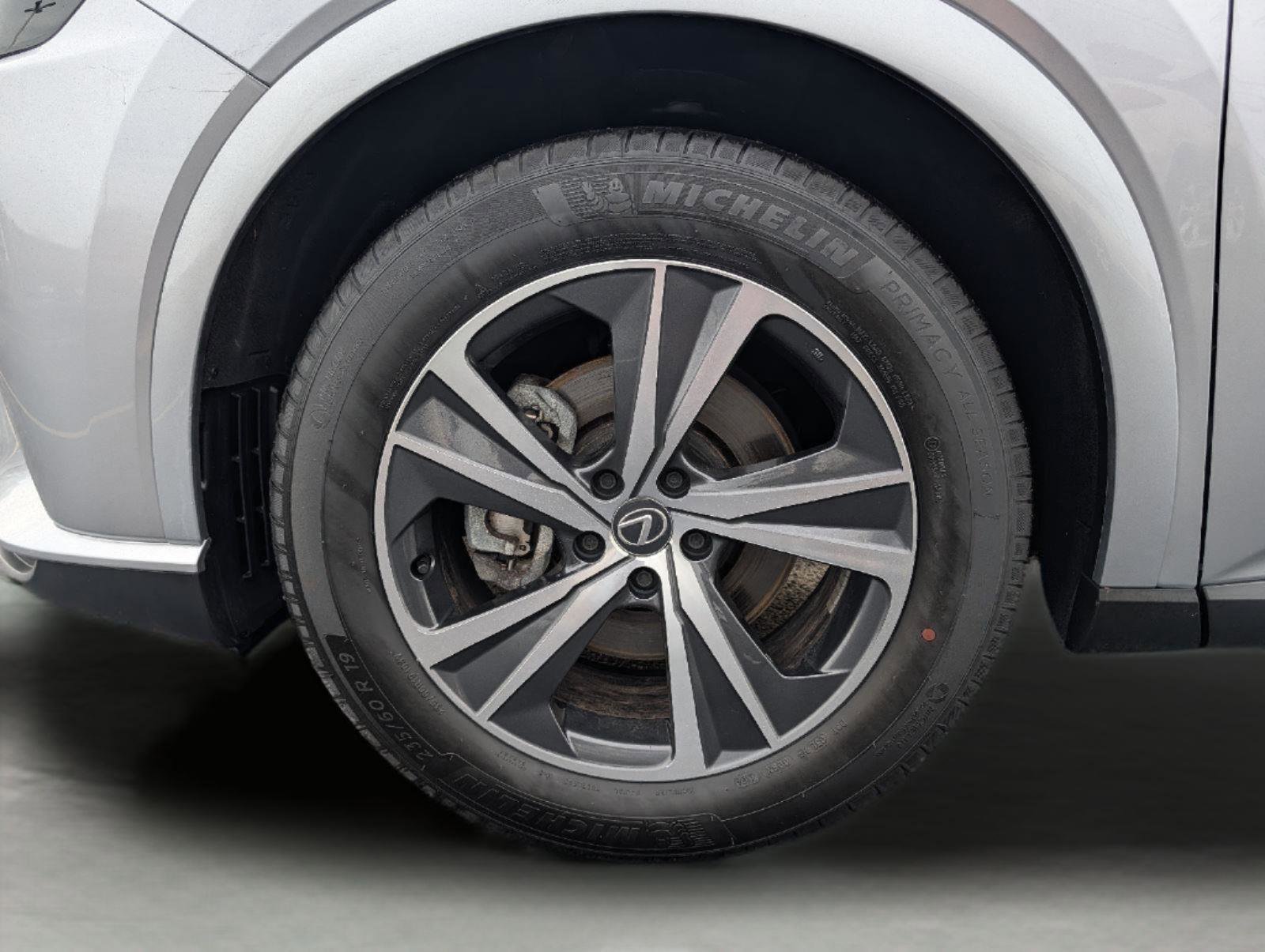 Used 2025 Lexus RX 350 Premium w/ Accessory Package image 29