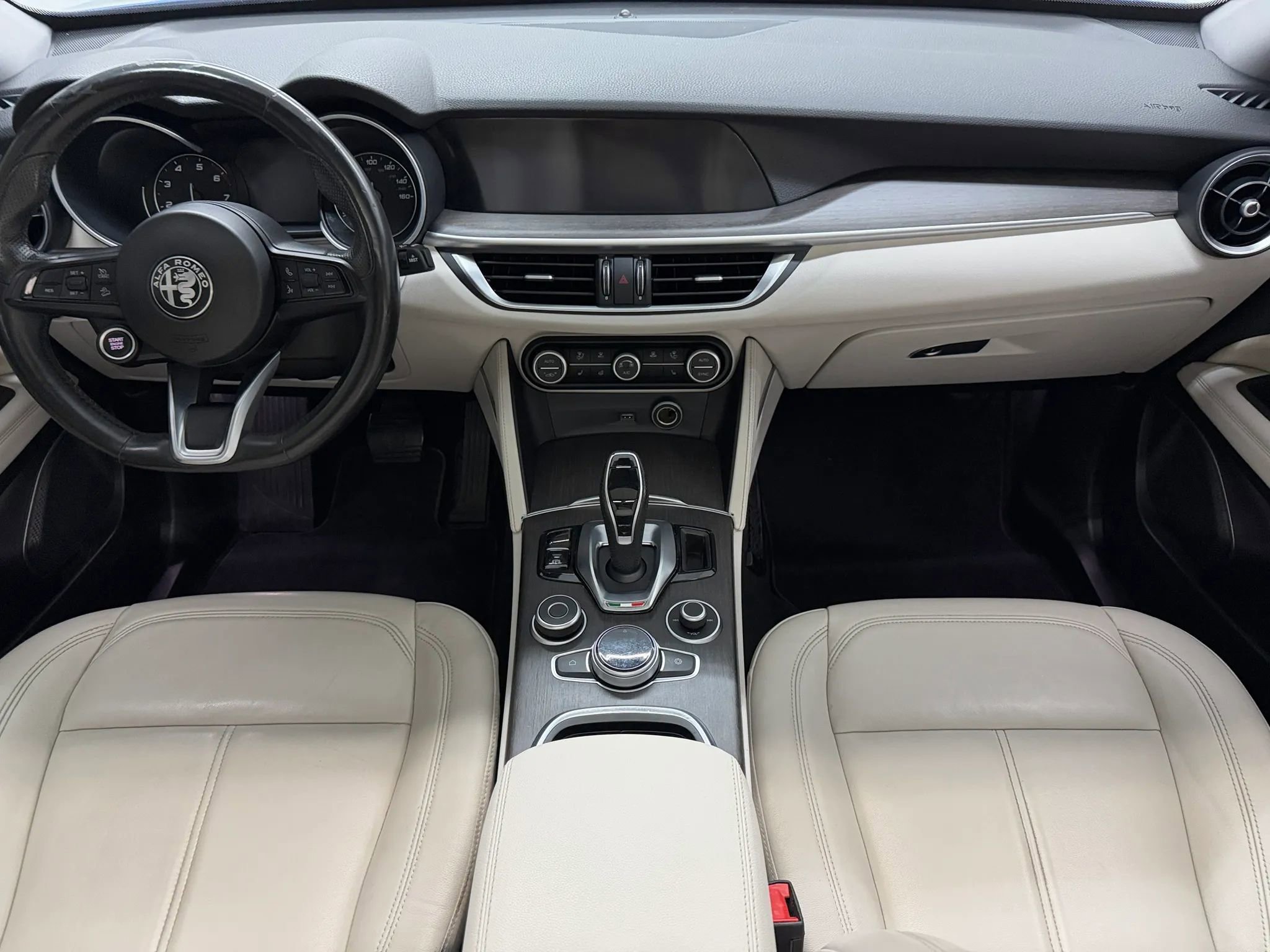 Used 2020 Alfa Romeo Stelvio Ti w/ Nero Edizione AWD/4WD image 2