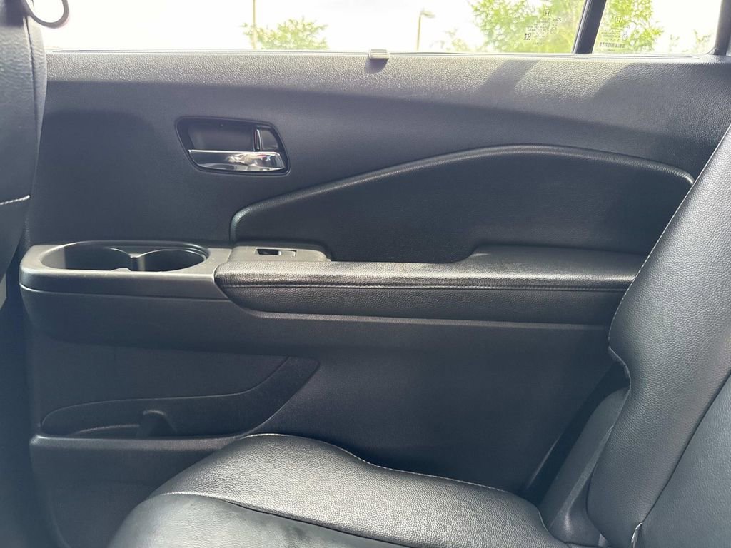 Used 2019 Honda Pilot Touring image 19