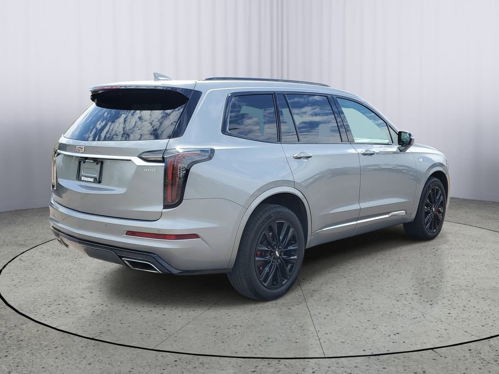Used 2024 Cadillac XT6 Sport w/ LPO, Floor Liner Package AWD/4WD image 3
