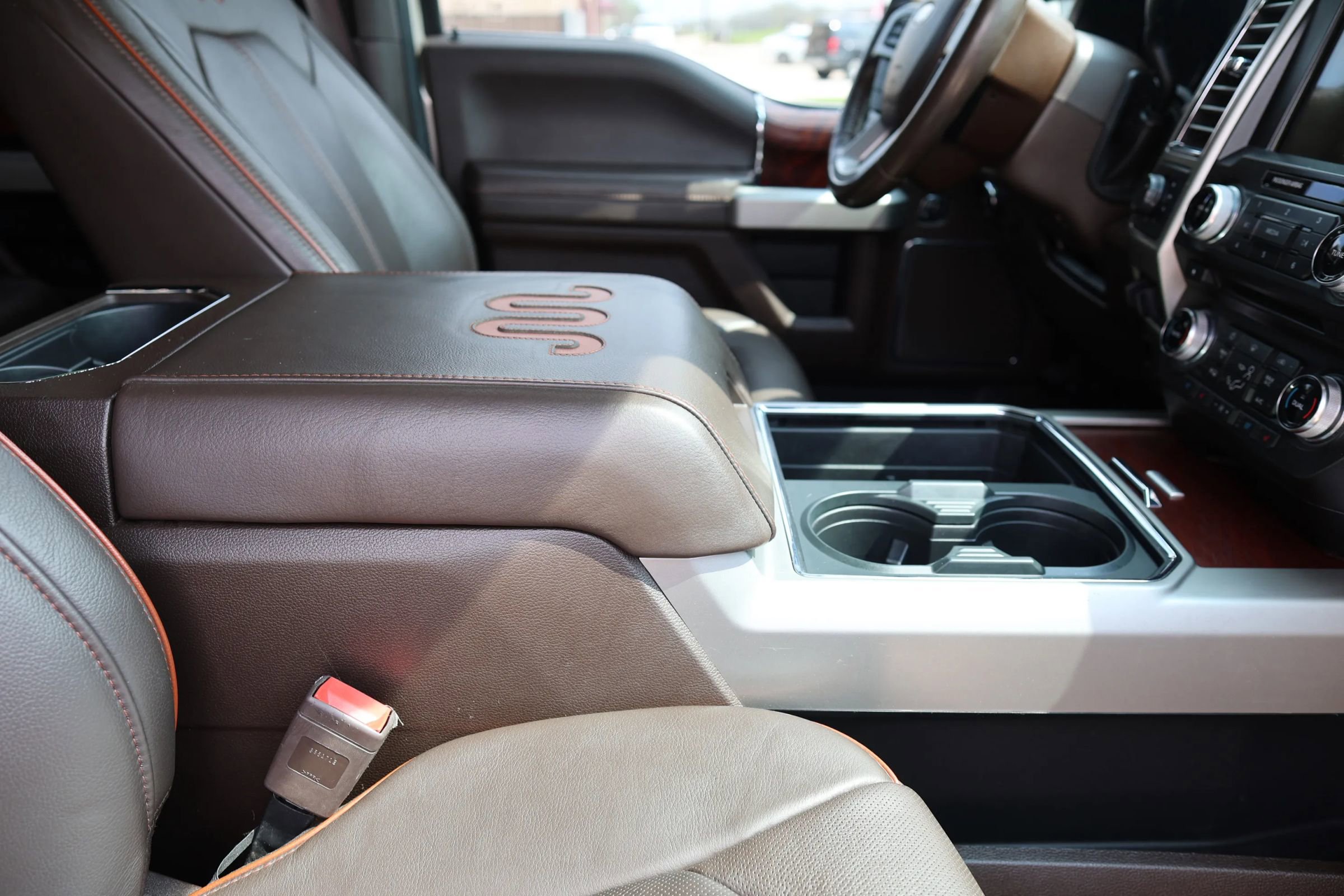 Used 2017 Ford F250 King Ranch w/ King Ranch Ultimate Package image 37