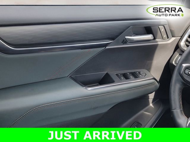 Certified 2025 GMC Acadia AT4 w/ Luxury Package image 22