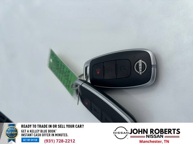 Certified 2025 Nissan Kicks SR FWD image 22