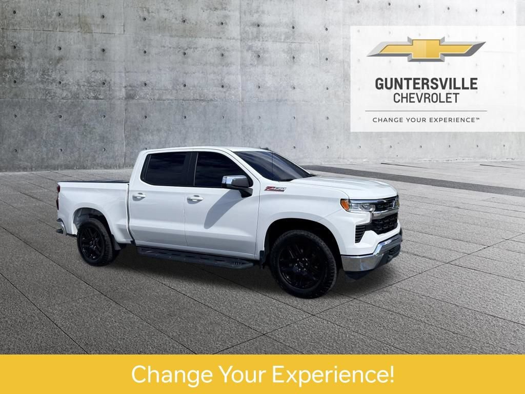 Used 2022 Chevrolet Silverado 1500 LT w/ Z71 Off-Road Package AWD/4WD image 1