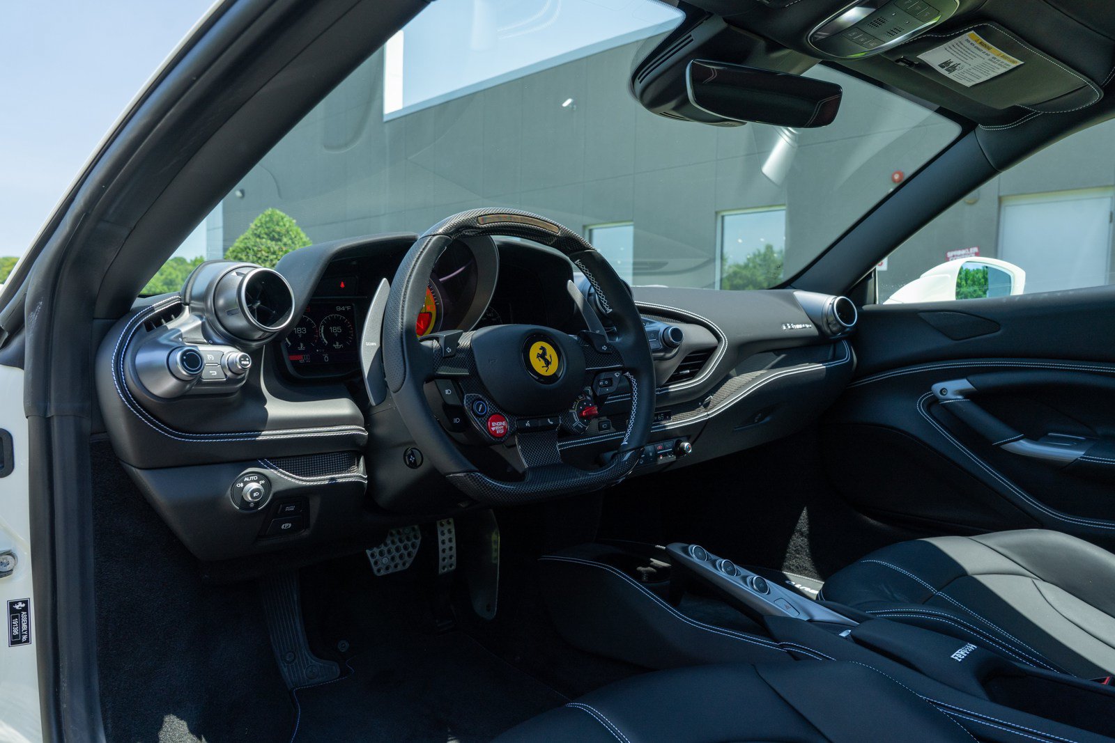 Used 2022 Ferrari F8 Tributo RWD image 32