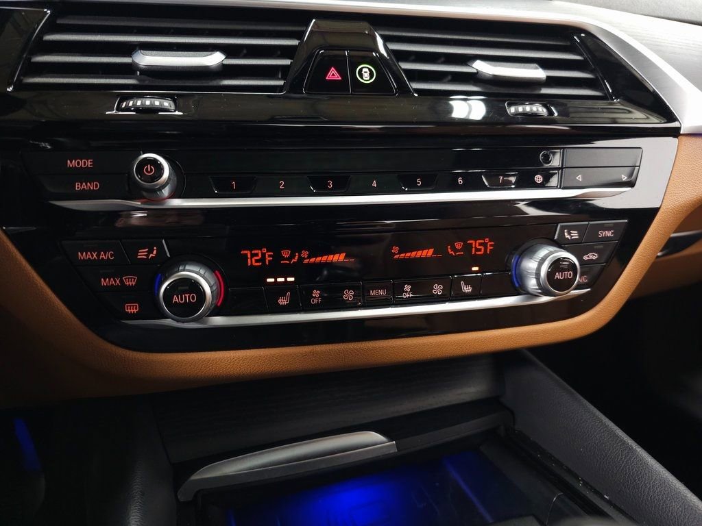 Used 2023 BMW 530i xDrive w/ Convenience Package image 28