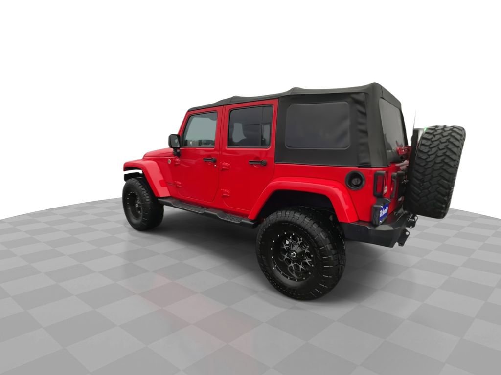 Used 2015 Jeep Wrangler Unlimited Sahara w/ Max Tow Package image 6